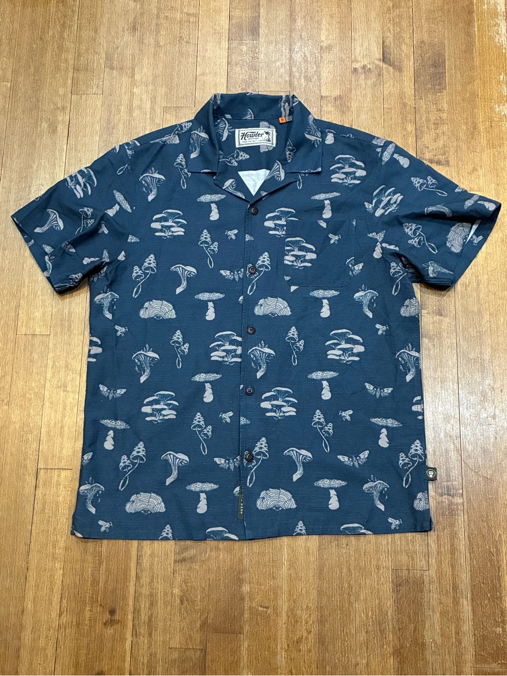 Howler Brothers - Shores Club Navy Shirt with Light Mushroom Print - MEDIUM NWT